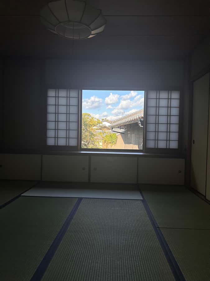 Kyoto Ninenzaka: Tea Ceremony in Old Townhouse with Chairs - How authentic is the ceremony?