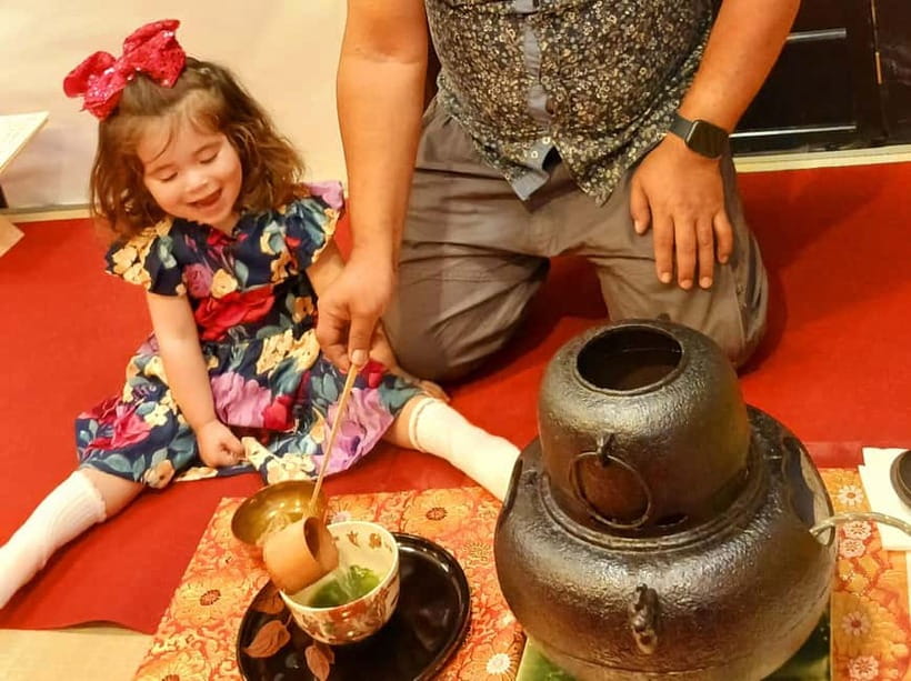 Kyoto: Nishiki Market Tea Ceremony with Koto Performance - What the tea etiquette adds