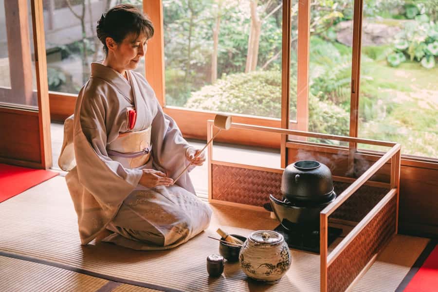 Kyoto: Private Tea Ceremony with a Garden View - Making your own bowl of matcha