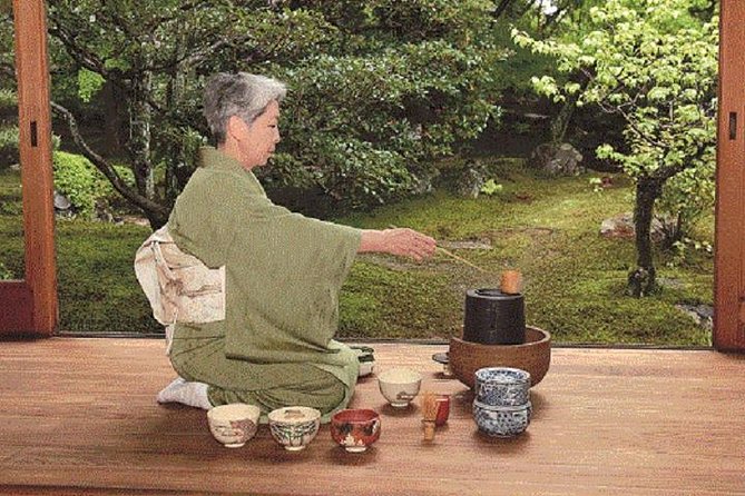 KYOTO Tea Ceremony with kimono near by Imamiya Jinjya Shrine - Photos before the tea room