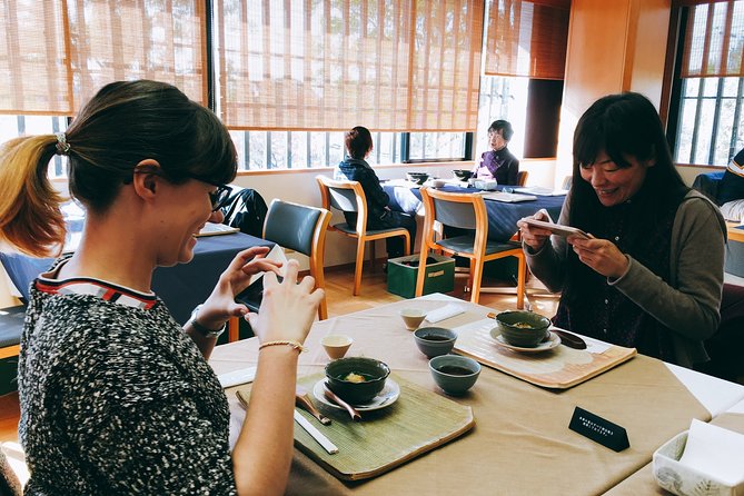Kyoto tea town for matcha lovers - Uji Shrine and the first look at town