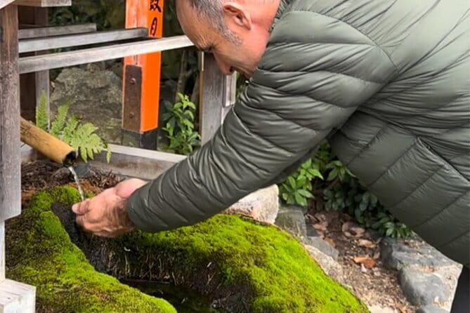 Kyoto WAKIMIZU Half Day Tour: Secrets of Matcha & Wagashi Sweets - Starting at Yasaka Shrine and Gion Shinsui