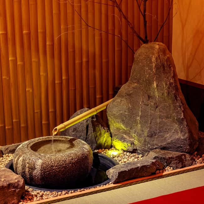 Kyoto: Wazuma Magic Show & Tea Ceremony - Thirty minutes with Uji matcha