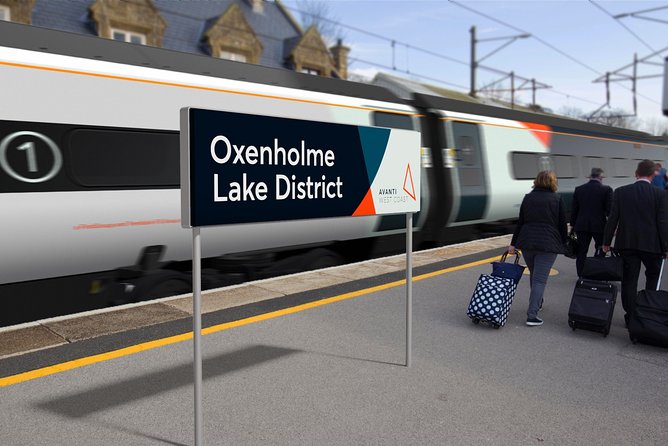 Lake District - Rail Tour from London with Cream Tea and Cruise - The cream tea at Lindeth Howe