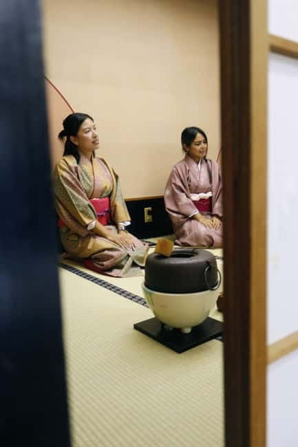Learn Zen in a class of making Matcha tea near Osaka Castle - Preparing and drinking matcha