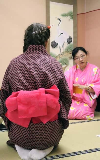 Learn Zen in a class of making Matcha tea near Osaka Castle - How the one-hour schedule feels