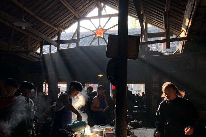 Leshan Buddha + Panda Base or Old Tea House Private Day Tour - Leshan Giant Buddha by boat
