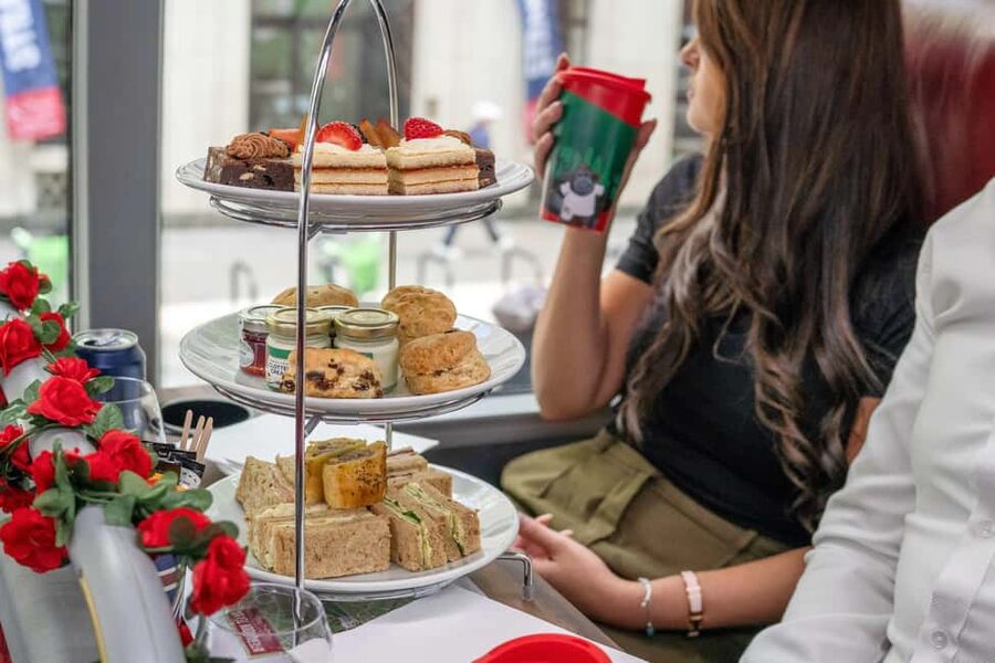 London: Afternoon Tea Bus Tour & London Eye Option - Key points to know before booking