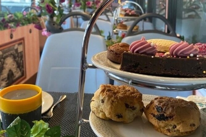 London Afternoon Tea Bus with Panoramic Tour - Booking Tips That Prevent Frustration