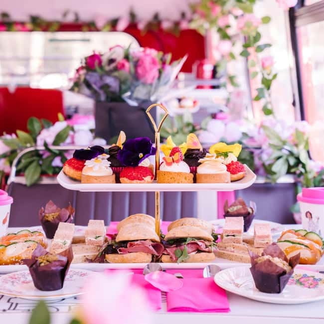 London: Afternoon Tea Sightseeing Bus Tour - Key points to know before booking