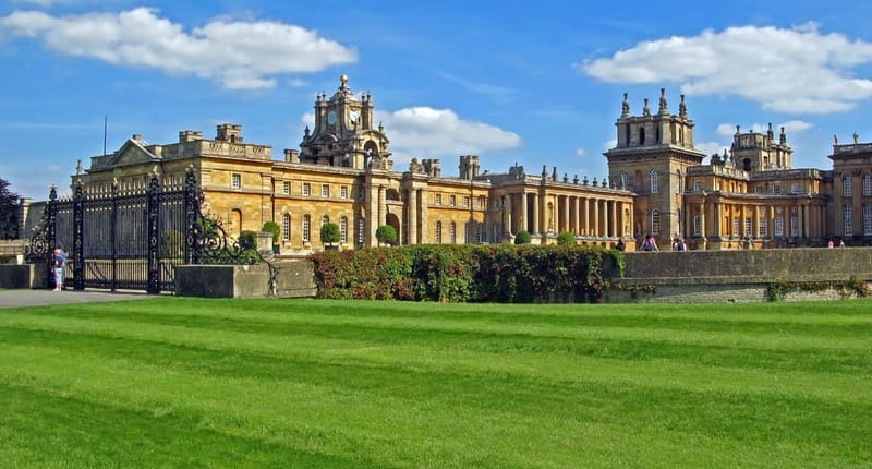 London: Cream Tea at Blenheim Palace & the Cotswolds Tour - The coach ride and the pace of the day