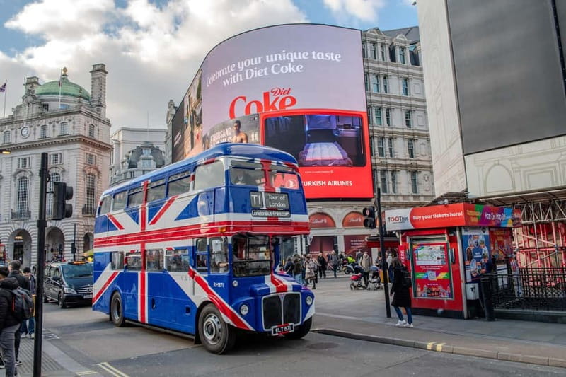 London: Great British Afternoon Tea Bus Tour - The Live Guide Makes the Difference
