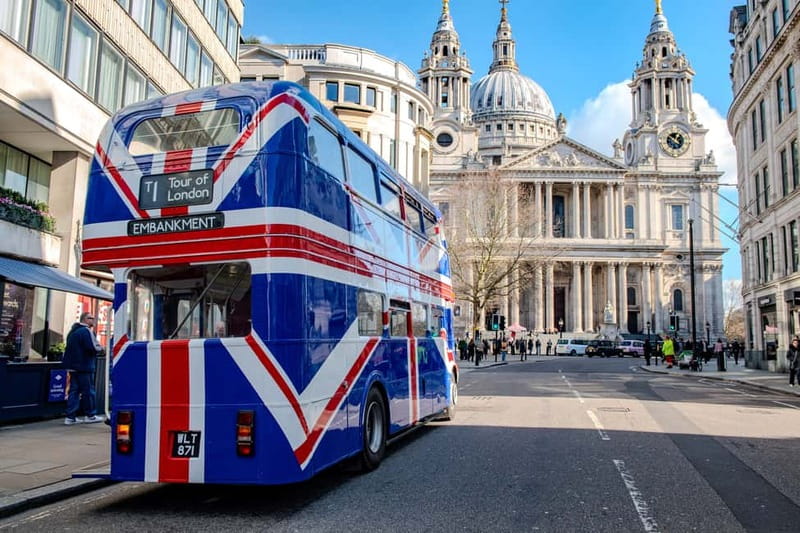 London: Great British Afternoon Tea Bus Tour - What Arrives on the Afternoon Tea Stand