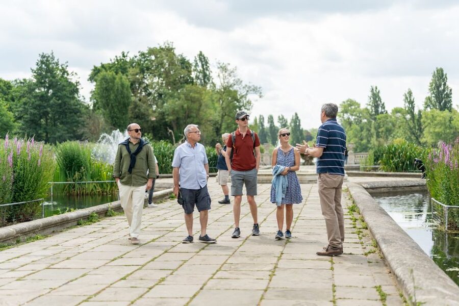 London: Kensington Palace Afternoon Tea & Guided Walk - Meeting at Queensway Station