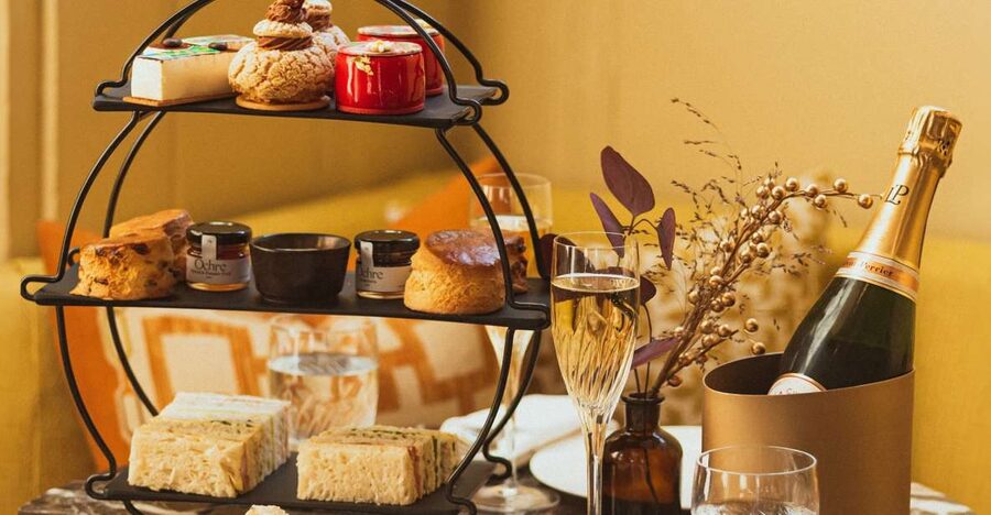 London: National Gallery Guided Tour and Afternoon Tea - The one-hour route through European art