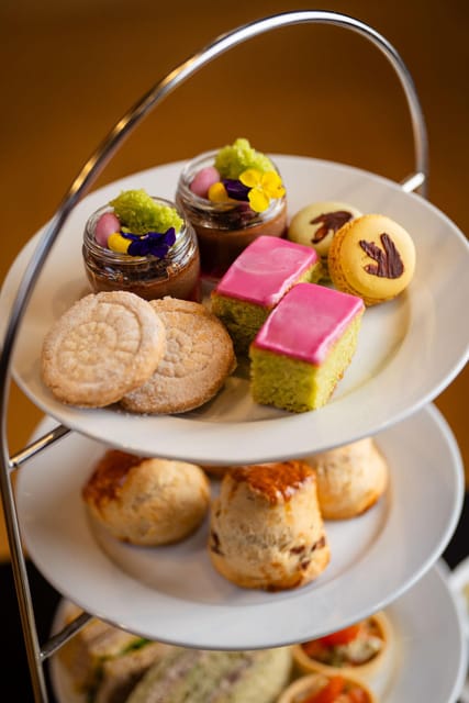 London: Natural History Museum Guided Tour & Afternoon Tea - Key points to know before booking