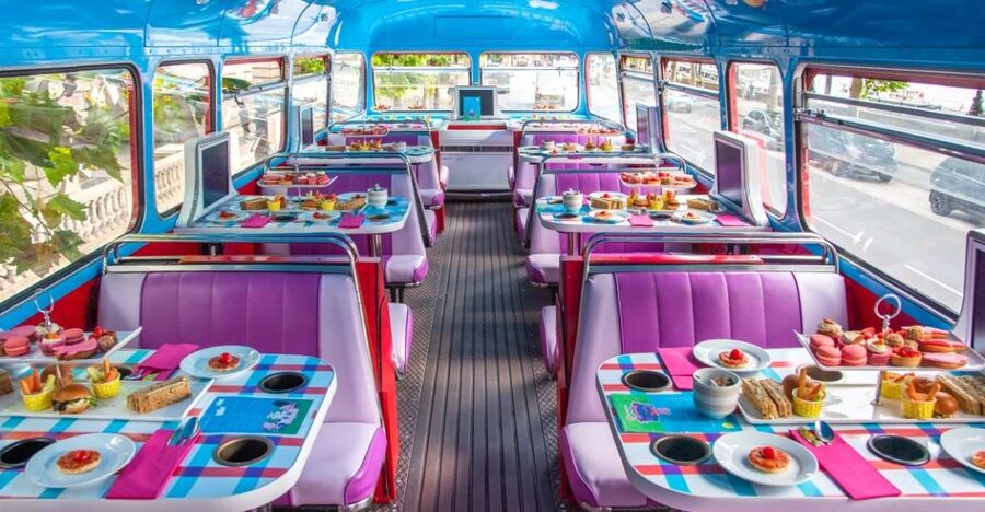London: Peppa Pig Bus Tour with Entertainment - Choosing your seat on the double-decker