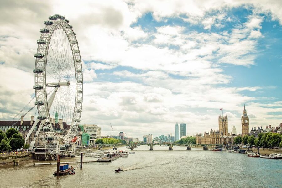 London: Tower, Cruise, & Harrods Tea Full-Day Experience - Practical booking advice for the best date