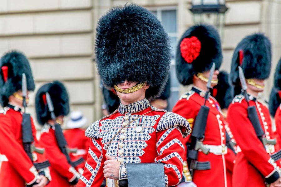 London: Tower, Cruise, & Harrods Tea Full-Day Experience - Timing, walking, and who should book