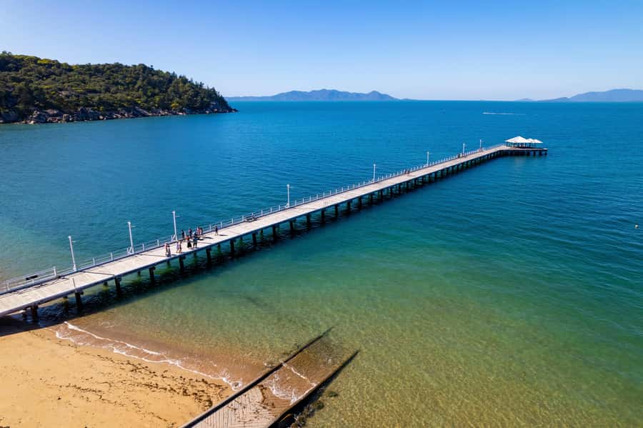 Magnetic Island: Guided Bus Tour with Morning Tea - Cockle Bay and Picnic Bay by road