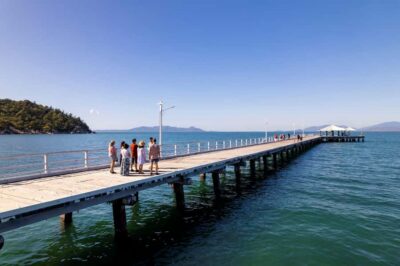 Magnetic Island: Guided Bus Tour with Morning Tea