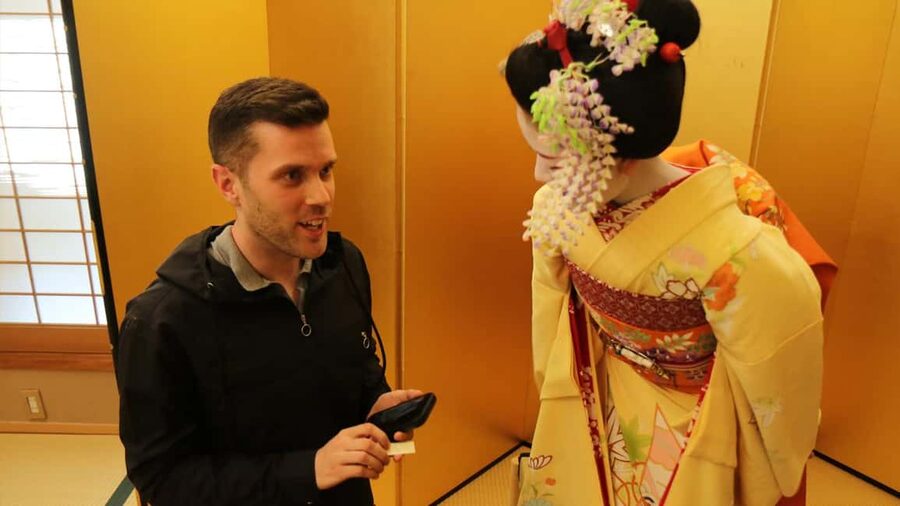 Maiko Dance and Tea Ceremony on a Noh Stage in Kyoto - What the $141 price really covers