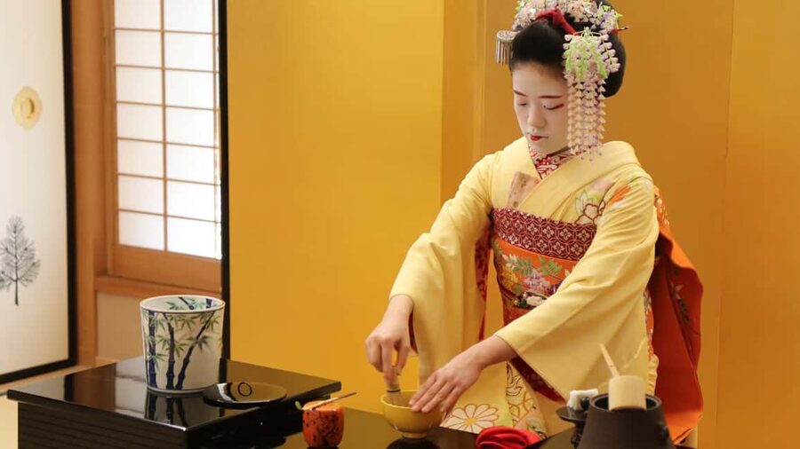 Maiko Dance and Tea Ceremony on a Noh Stage in Kyoto - Timing, reservations, and practical details