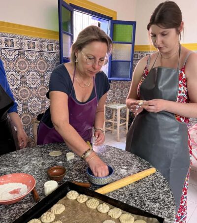 Moroccan Pastries and Tea Class with a Local