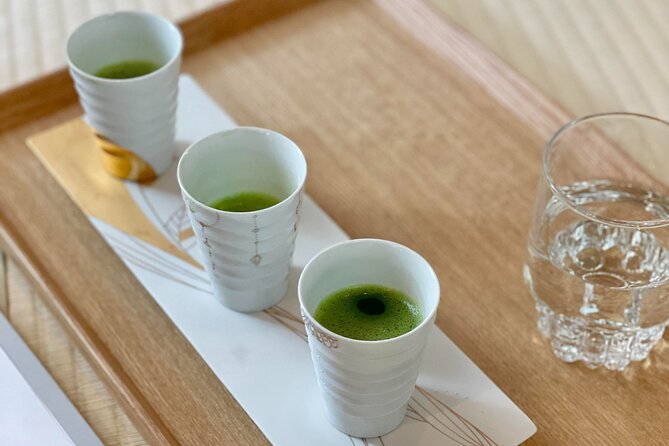 Matcha Kimono Tea Ceremony in Tokyo - Whisking your own bowl