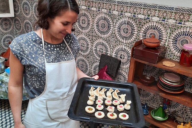 Moroccan Hands on traditional pastries & Tea class in Marrakech - Corne de gazelle, ghriba, and the value of family recipes