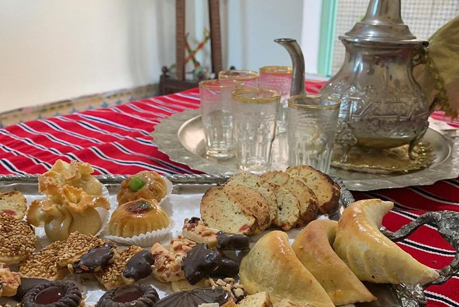 Moroccan Hands on traditional pastries & Tea class in Marrakech - The pastry work: simple tools, precise hands
