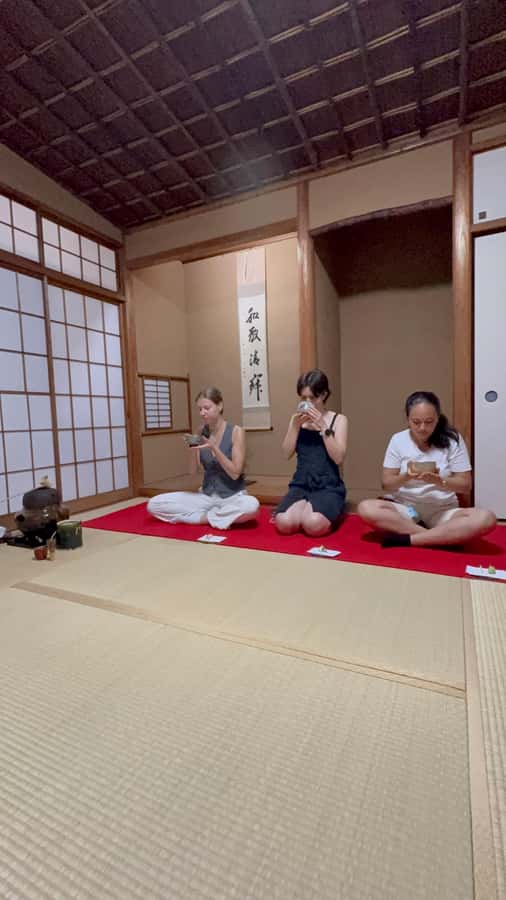 【NEW】Shibuya Tea Ceremony Tokyo-Chaan - Finding the meeting point on Dogenzaka