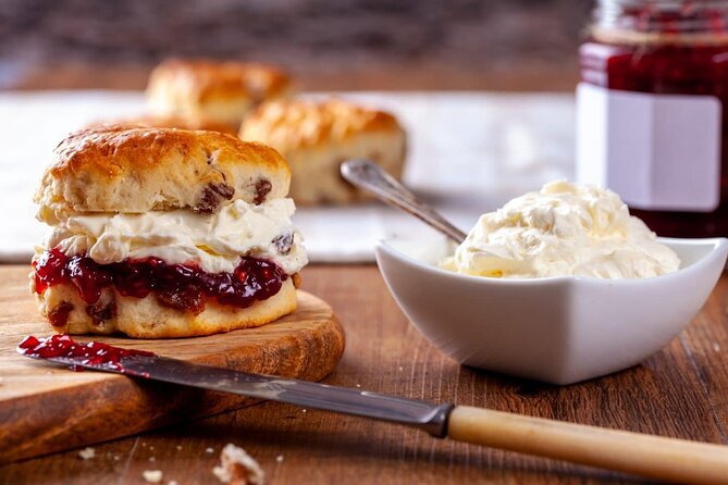 Notting Hill Walking Tour with Cream Tea - Starting at Notting Hill Gate