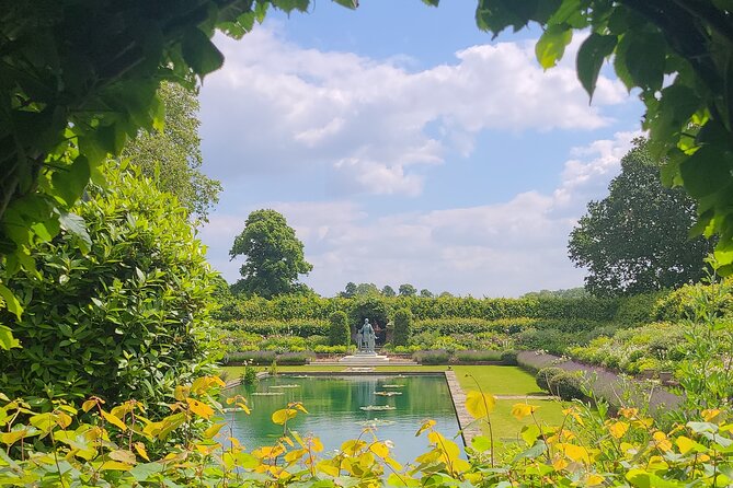 Notting Hill Walking Tour with Cream Tea - Kensington Gardens and Princess Diana’s memorial