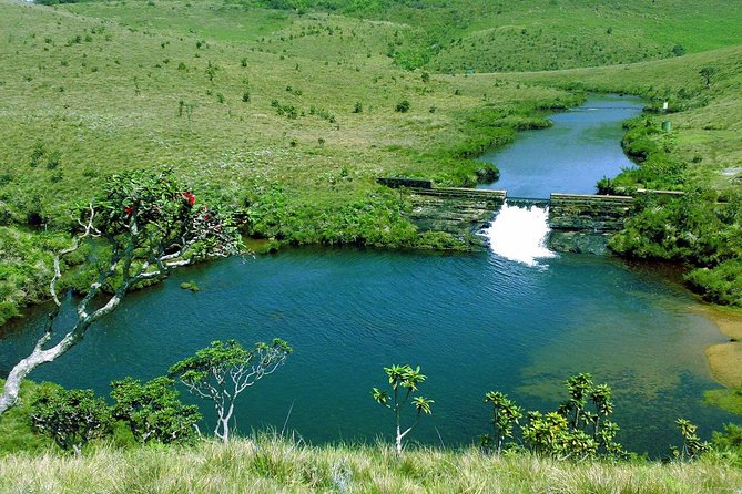 Nuwara Eliya: All Inclusive Horton Plains & Tea Plucking Day Trip - Baker’s Falls adds a welcome change of pace