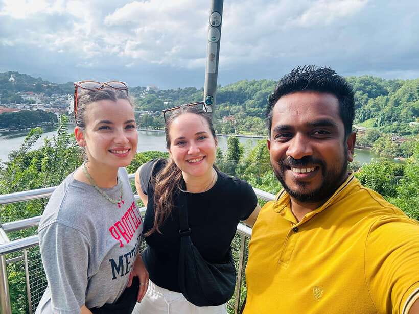 Nuwara Eliya: Tea Factory and Victoria Park Tour by Tuk Tuk - From Kandy to the cool hills of Nuwara Eliya