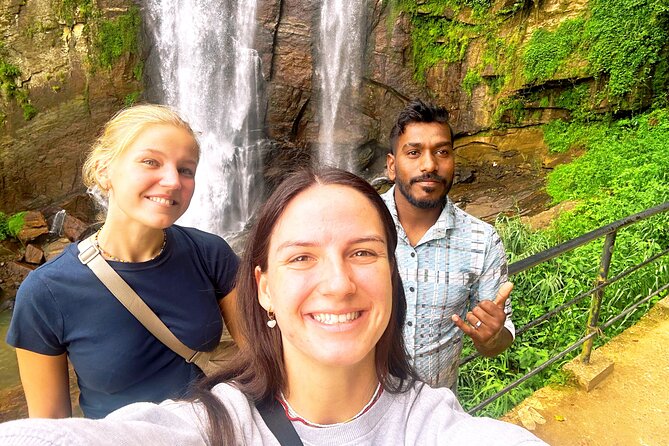 Nuwaraeliya Tea Factory and WaterFall Tour’s With DMJ Tours - What the private format changes