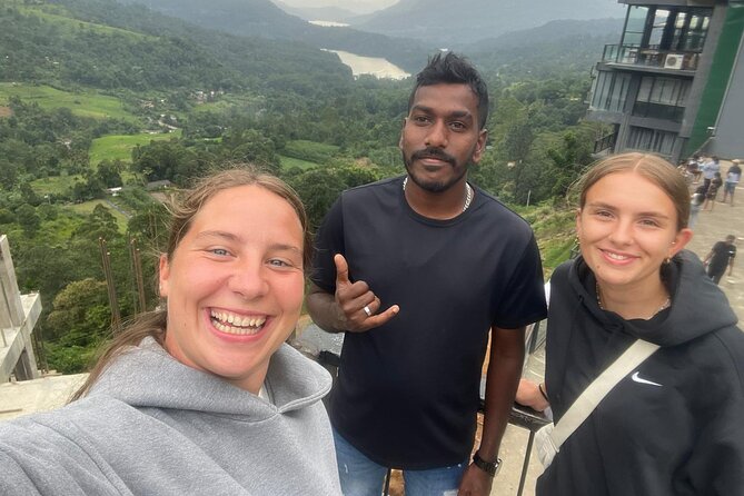 Nuwaraeliya Tea Factory and WaterFall Tour’s With DMJ Tours - Booking details worth knowing