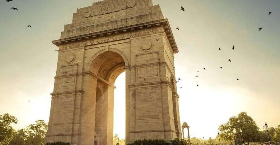 Old Delhi: Chandni Chowk Tour with Tuk Tuk Tea and snacks - Key points at a glance