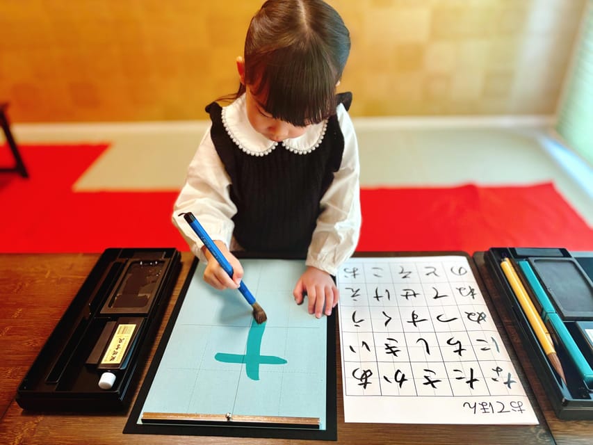 Osaka: Private Tea Ceremony and Calligraphy Experience - Why the private format changes the experience