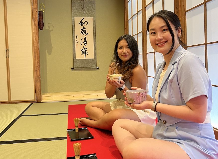 Osaka: Tea Ceremony Experience - Making your own bowl of matcha
