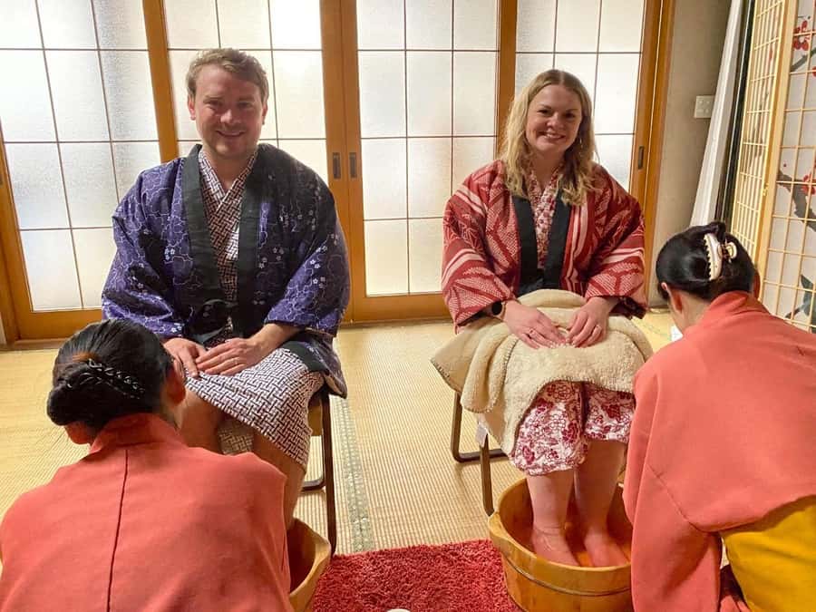 Osaka Temple Cool Foot Bath & Matcha Experience〈45min〉 - The cooling foot bath and light scrub massage