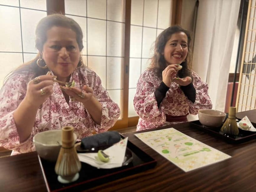 Osaka Temple Head Spa &Matcha Facial – Refresh & Glow〈90min〉 - Finding the meeting point in Osaka