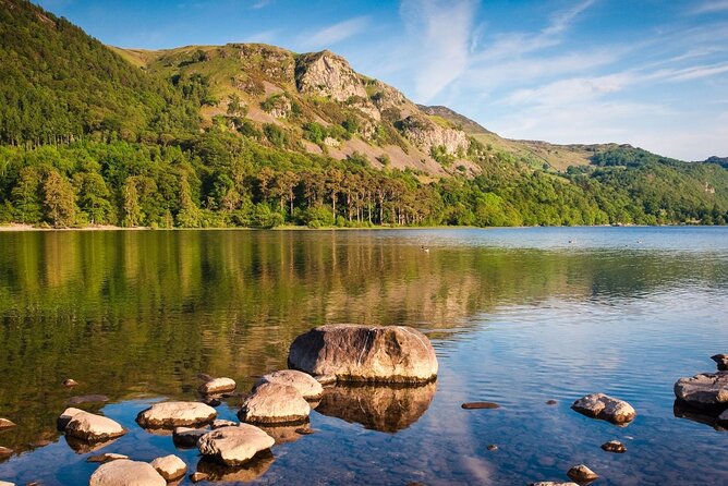 Overnight Lake District with Cream Tea and Cruise from London - Cruising England’s largest lake