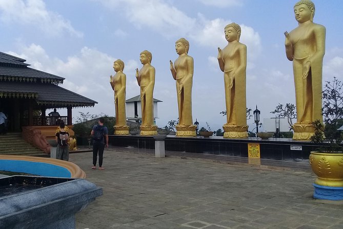 Private day tour kandy to nuwara eliya tea plantation - Shree Bhakta Hanuman Kovil adds a cultural pause