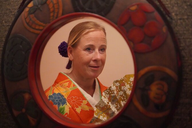 Private Kimono and tea ceremony at local home near Tokyo Disney - Why this home setting feels different