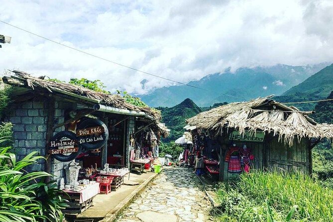 Sapa 2D1N Trekking to Giang Ta Chai Village from Hanoi by Bus - Bamboo forest and Giang Ta Chai on day two