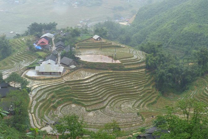 Sapa - Lao Chai -Ta Van full day trekking - Lunch in a local home or restaurant