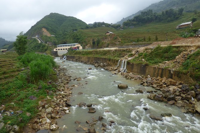 Sapa - Lao Chai -Ta Van full day trekking - How the small group changes the experience