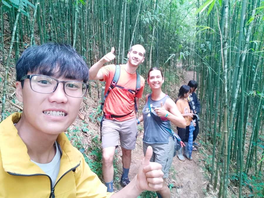 Sapa: Y Linh Ho - Lao Chai, and Ta Van Trekking Day Tour - Ta Van and the Giay ethnic minority